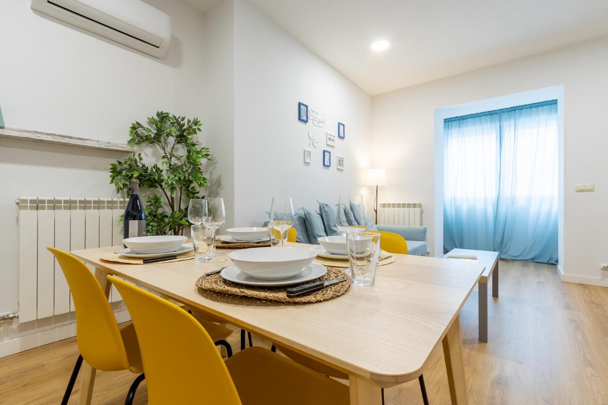 Insidehome Apartments - La Casa Del General บายาโดลิด ภายนอก รูปภาพ