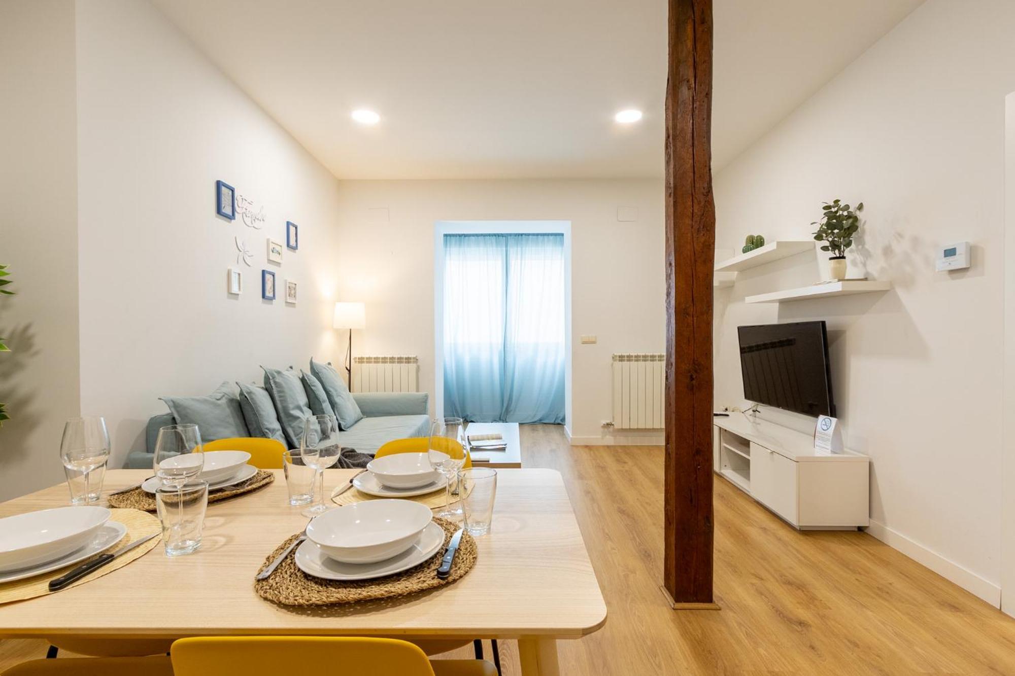 Insidehome Apartments - La Casa Del General บายาโดลิด ภายนอก รูปภาพ